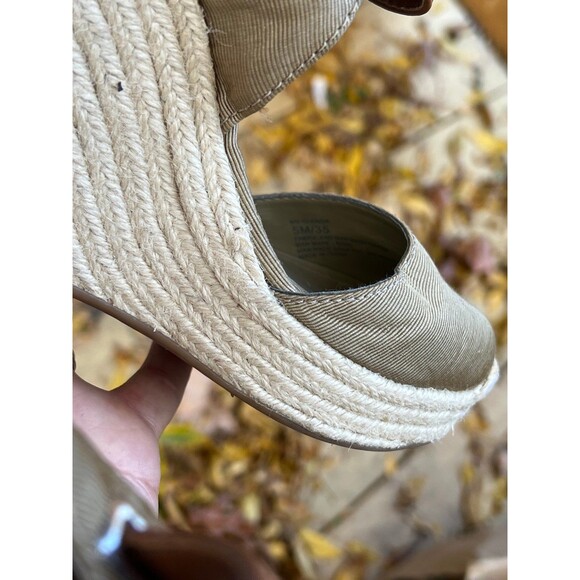 New Wedge Heel platforms side 5M BCBGengeration fall fashion - Picture 7 of 7